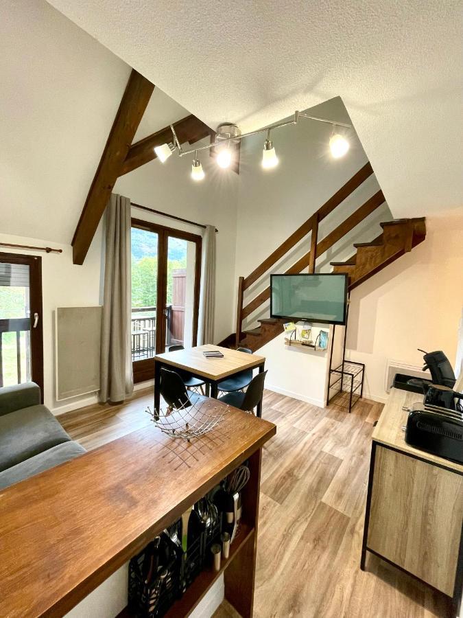 Duplex Du Pailhet, T3 Neuf, Vue Montagne, Parking, Navette Et 2 Velos A Disposition Gratuitement Bagneres-de-Luchon Ngoại thất bức ảnh